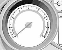 Показывает число оборотов двигателя в минуту.