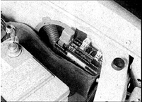 Дополнительные плавкие предохранители и прерыватели смонтированы в монтажном