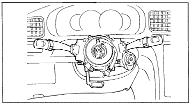 6. Отсоедините разъемы от подрулевого комбинированного переключателя.