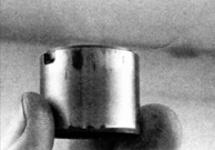 2. Проверьте состояние регулировочных прокладок и толкателей. Наличие сколов